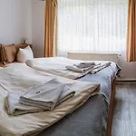 Waldhotel Rennsteighoehe Апарт-отель Фрауэнвальд