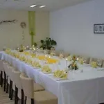 Waldhotel Rennsteighoehe Апарт-отель 3*