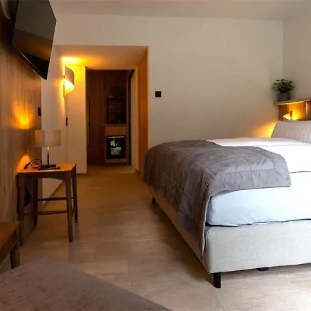 Waldhotel Rennsteighöhe Aparthotel 3*