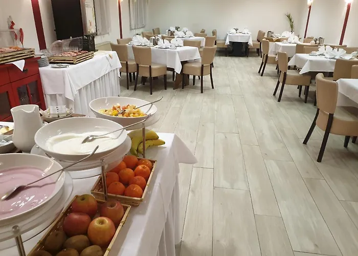 瑞斯特高和万德酒店